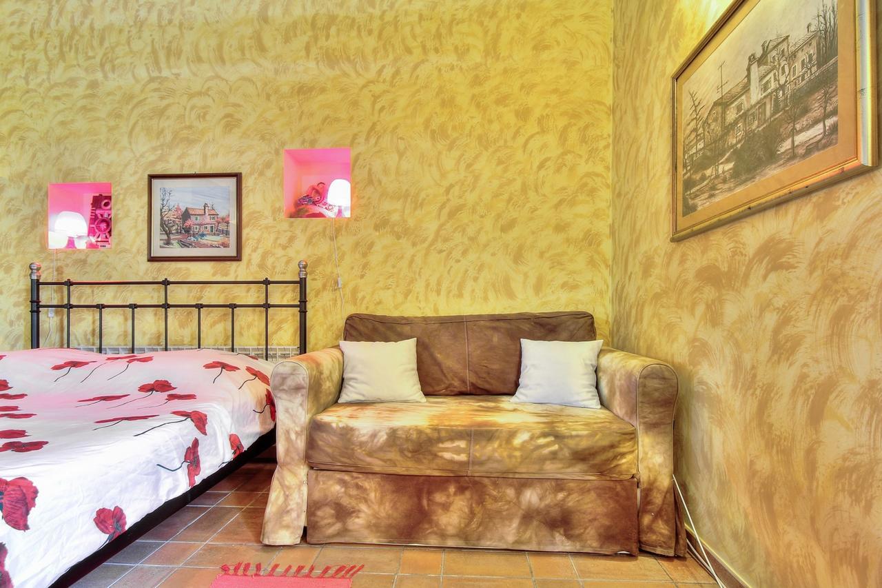 Nadia House With Apartments Zambratija  Room photo